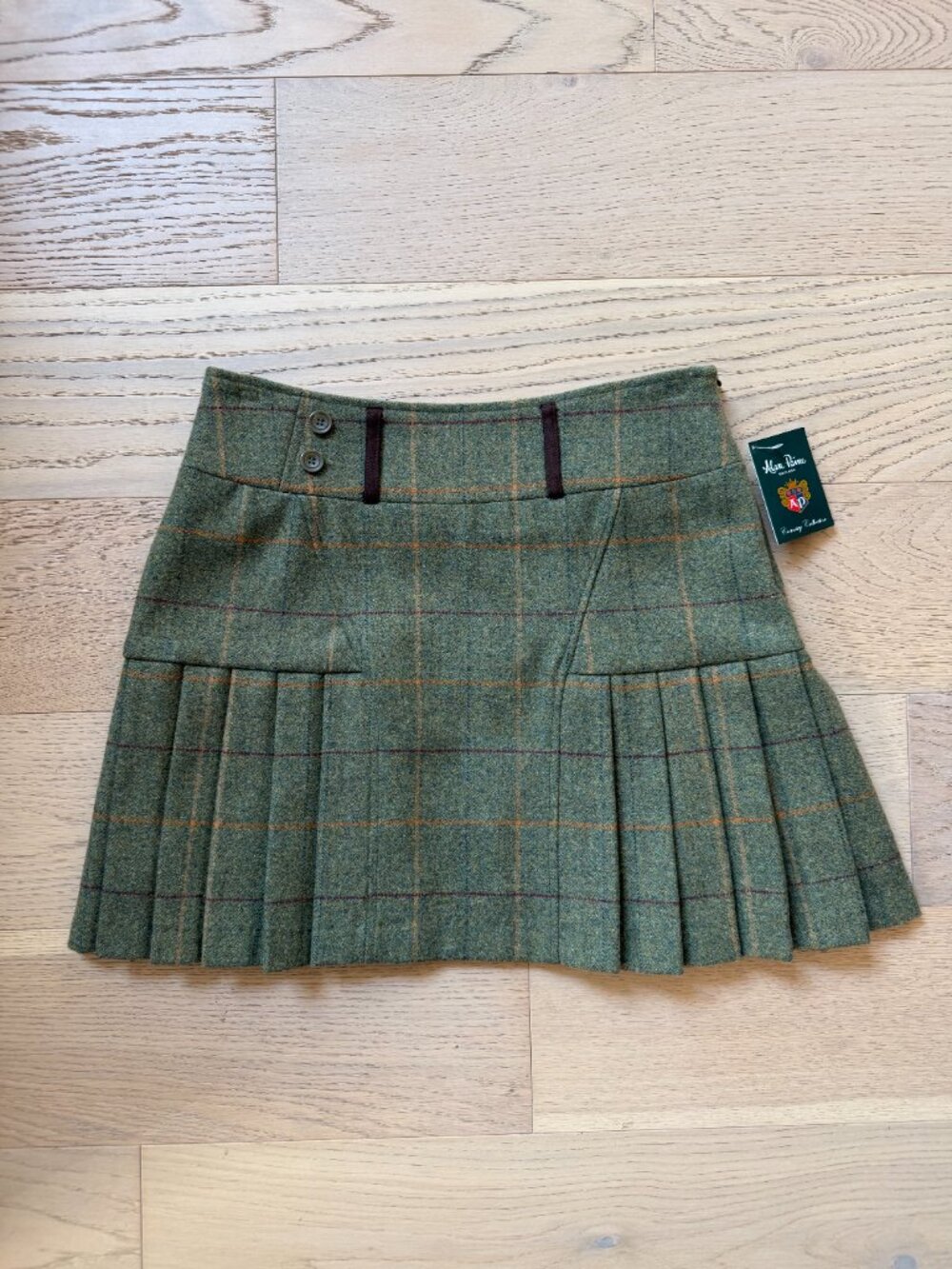 NWT Alan Paine Country Collection Wool Pleated Mini Skirt, Size 12
